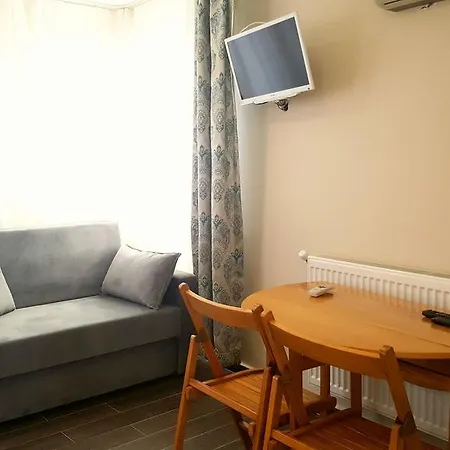 Aparthotel Center Apart 2*