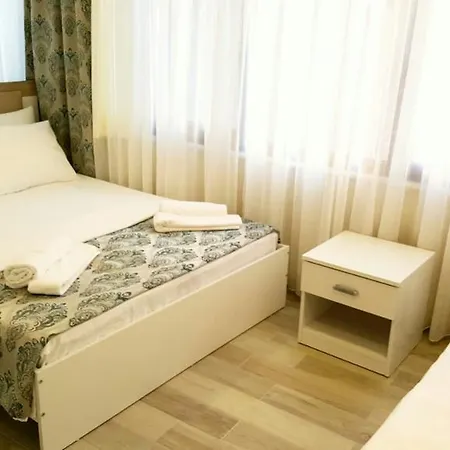 Apartmanhotel Center Apart 2*